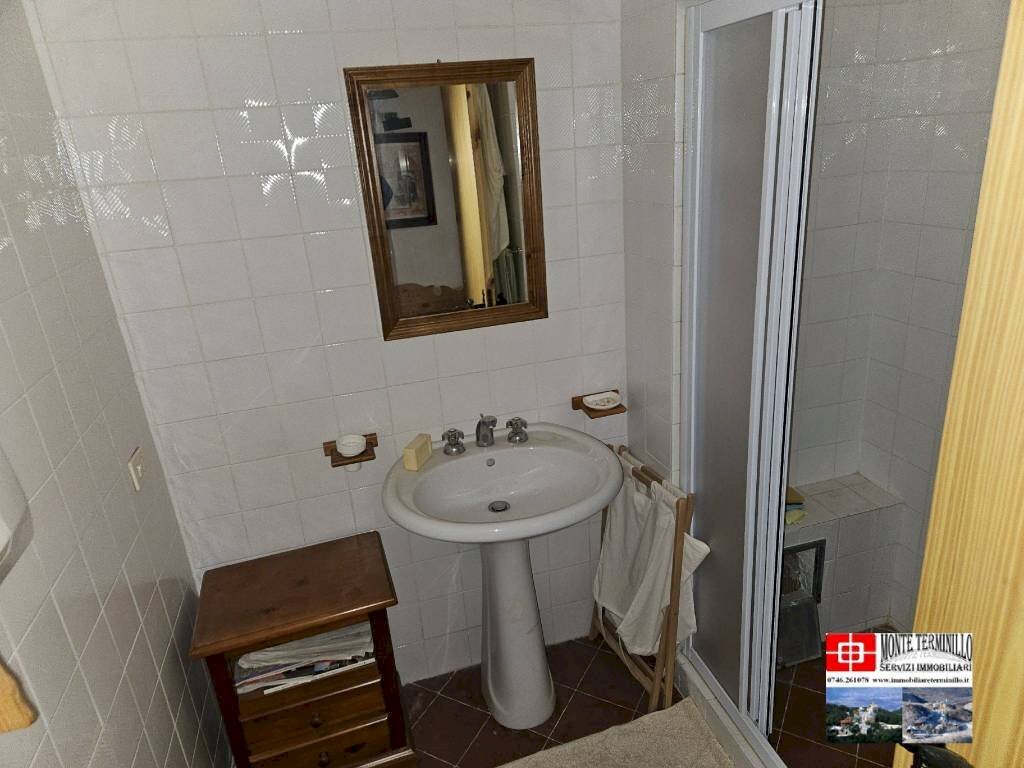 Bagno - Monolocale via Tre Faggi, 1, Cittaducale - foto 2