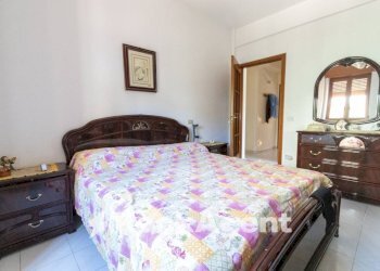 Camera da letto - Quadrilocale via Antonio Purificato, 34, Catanzaro - foto 11