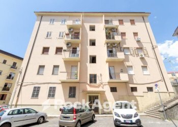 Facciata - Quadrilocale via Antonio Purificato, 34, Catanzaro - foto 16