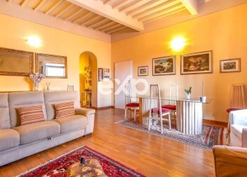 Apartment Via Domenico Vernagalli, Pisa - photo 1