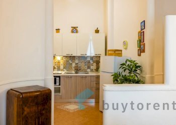 Appartamento Piazzetta Rosario di Palazzo, 10., Napoli - foto 4