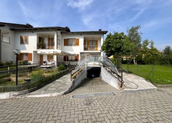 Villa a Schiera Via Don Mosetto, Ivrea - foto 1