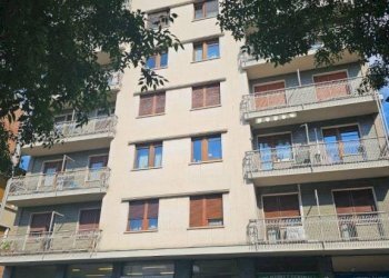 Four-room apartment Torino - photo 1