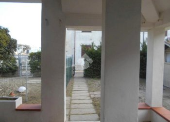 Three-room apartment Via alpi centrali, Comacchio - photo 8