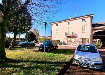 Apartment Sant'Ilario d'Enza - photo 23