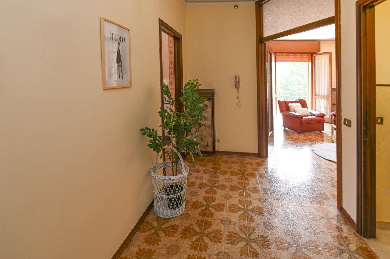 Apartment Modena - photo 1