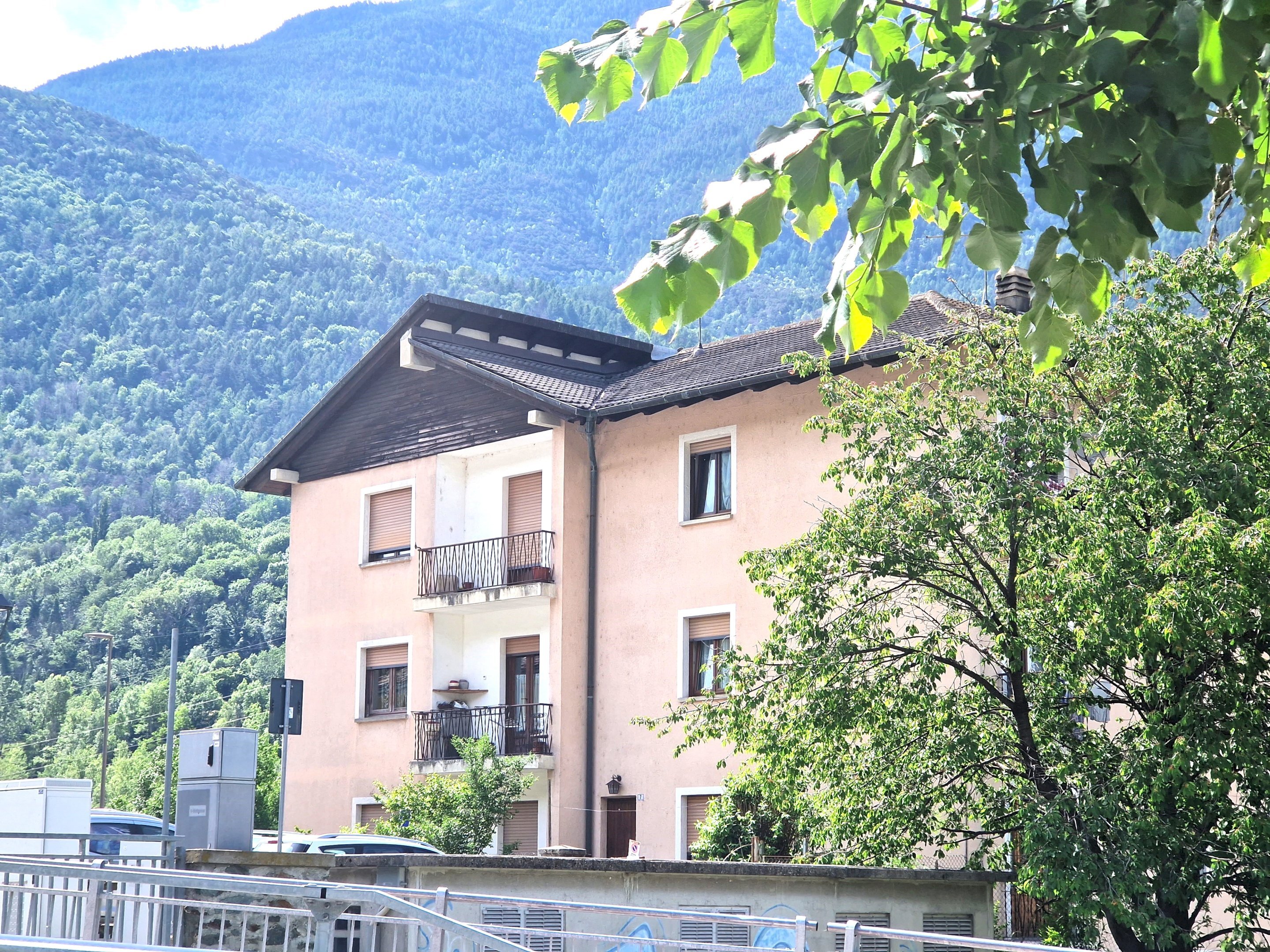 Trilocale piazza roncas, Chambave - foto 2