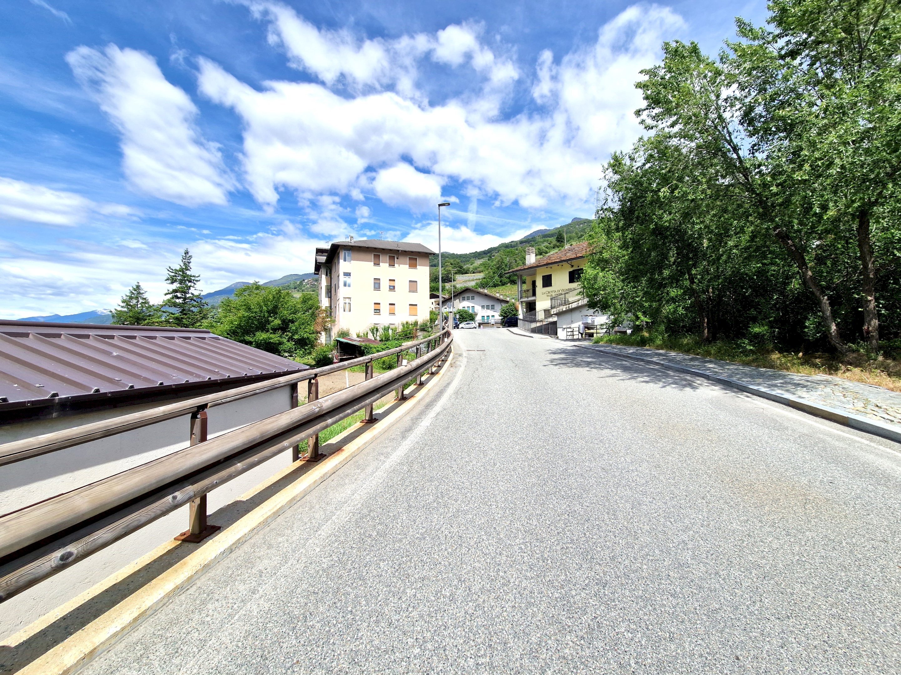 Trilocale piazza roncas, Chambave - foto 1