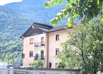 Trilocale piazza roncas, Chambave - foto 2