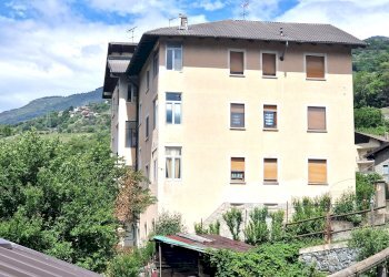 Trilocale piazza roncas, Chambave - foto 3