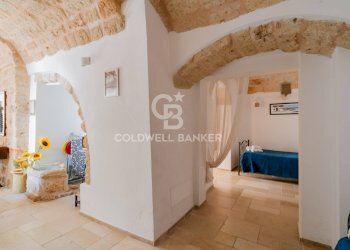 Foto 2 - Stabile - Palazzo Via Duomo
 
9, Mola di Bari - foto 2