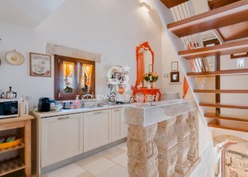 Foto 9 - Stabile - Palazzo Via Duomo
 
9, Mola di Bari - foto 9