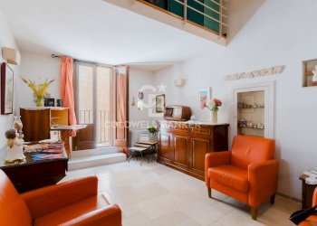 Foto 11 - Stabile - Palazzo Via Duomo
 
9, Mola di Bari - foto 11