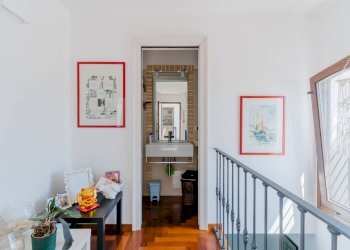 Foto 28 - Stabile - Palazzo Via Cristoforo Colombo
 
26, Mola di Bari - foto 28