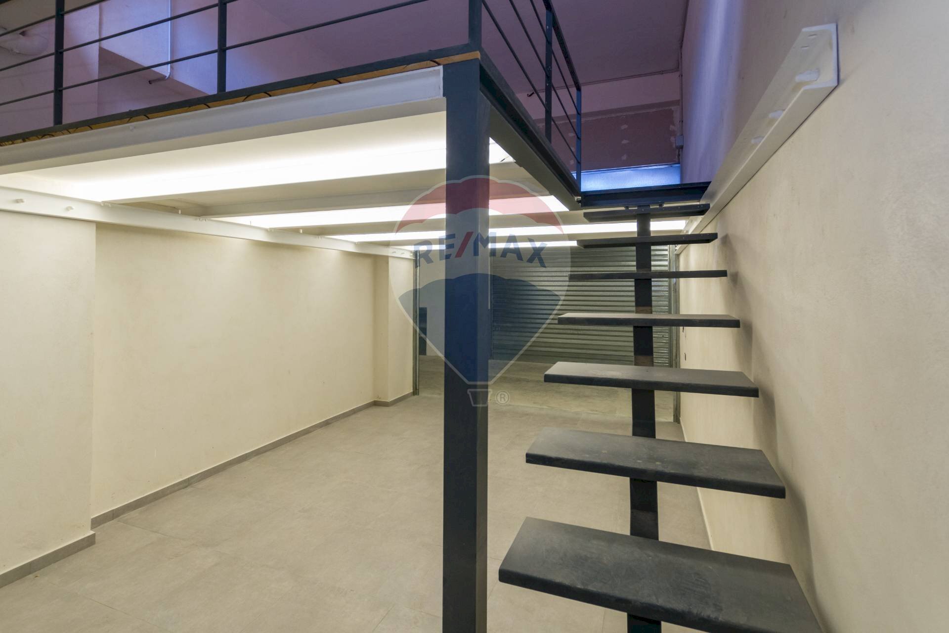 Scale - Box VIA UMBERTO GIORDANO
 
176, Palermo - foto 2