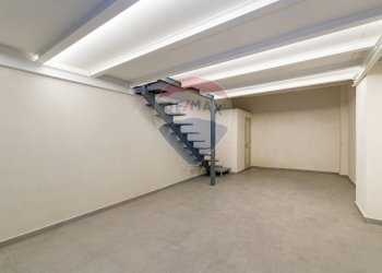 Stanza vuota - Box VIA UMBERTO GIORDANO
 
176, Palermo - photo 3