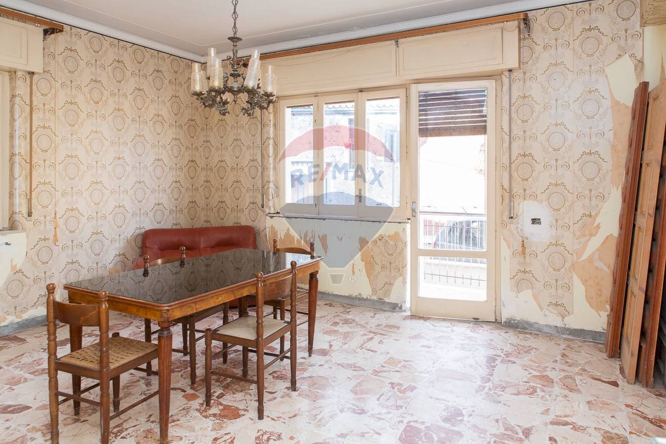 Sala da pranzo - Appartamento VIA ARMANDO DIAZ
 
5, Trecastagni - foto 3