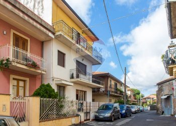 Edificio all\'aperto - Appartamento VIA ARMANDO DIAZ
 
5, Trecastagni - foto 2