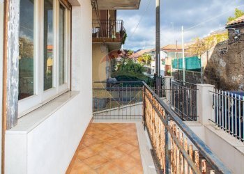 Balcone - Appartamento VIA ARMANDO DIAZ
 
5, Trecastagni - foto 50