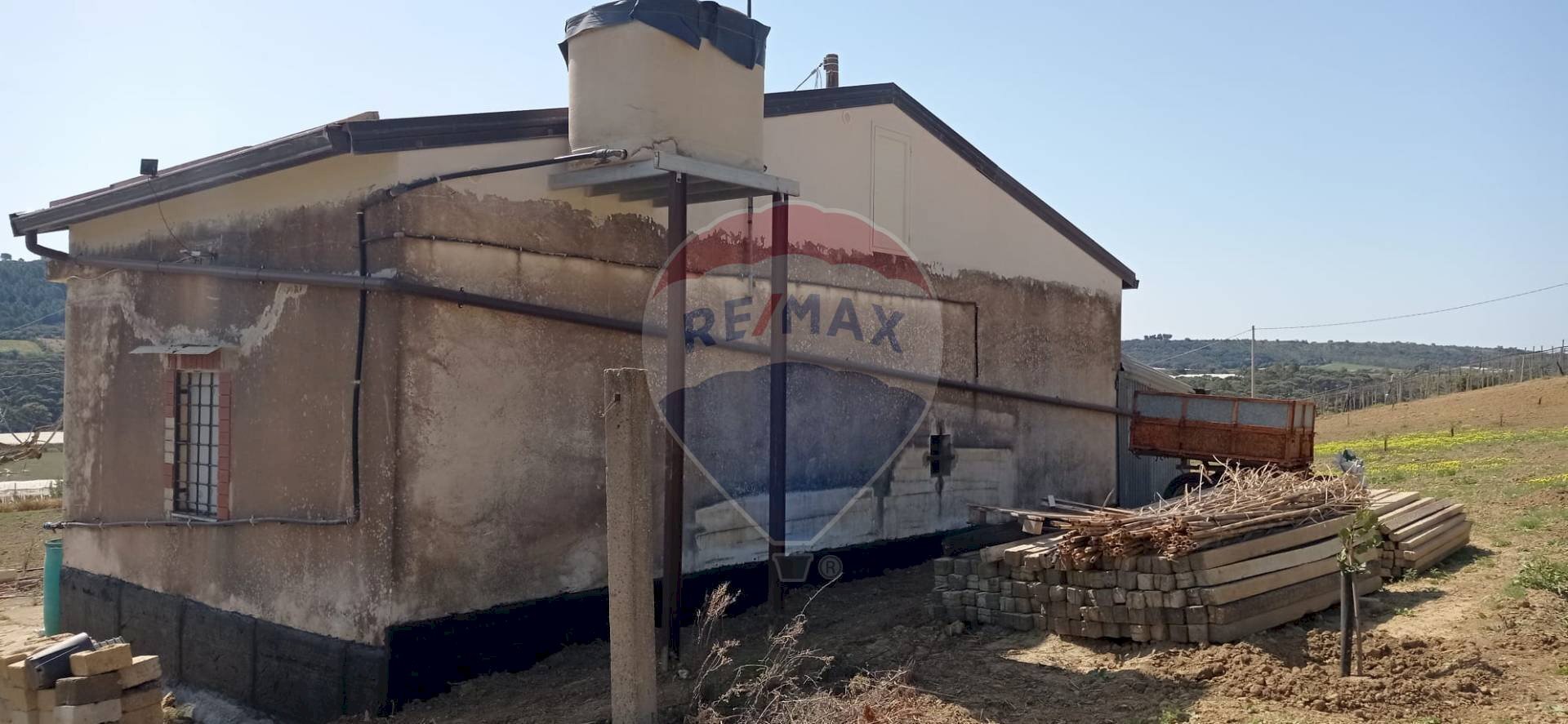 Casa all\'aperto - Villa C/DA SCALAZZA SANTO PIETRO
SNC, Caltagirone - foto 2