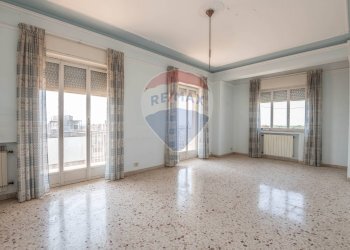 Stanza vuota - Appartamento Viale Dante Alighieri
 
12, Caltagirone - foto 1