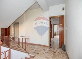 Scale - Appartamento Viale Dante Alighieri
 
12, Caltagirone - foto 3