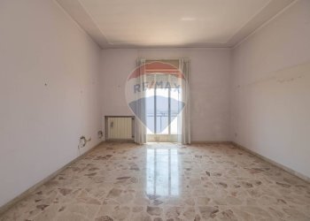 Stanza vuota - Appartamento Viale Dante Alighieri
 
12, Caltagirone - foto 26