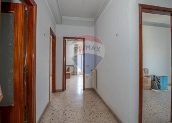 Hall / corridoio - Appartamento Viale Dante Alighieri
 
12, Caltagirone - foto 27