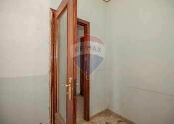 Hall / corridoio - Appartamento Viale Dante Alighieri
 
12, Caltagirone - foto 28