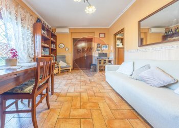 Sala da pranzo - Trilocale VIA DELLA RUSTICA
 
336, Roma - foto 7