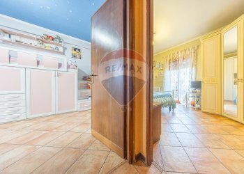 Hall / corridoio - Trilocale VIA DELLA RUSTICA
 
336, Roma - foto 8