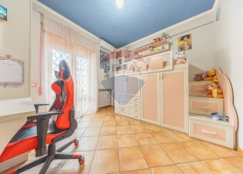 Camera / camera da letto - Trilocale VIA DELLA RUSTICA
 
336, Roma - foto 27