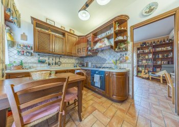 Cucina - Trilocale VIA DELLA RUSTICA
 
336, Roma - foto 4