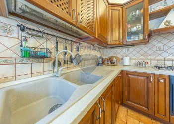 Cucina - Trilocale VIA DELLA RUSTICA
 
336, Roma - foto 37