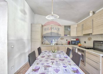 Cucina - Casa semi indipendente Terranuova Bracciolini - foto 10