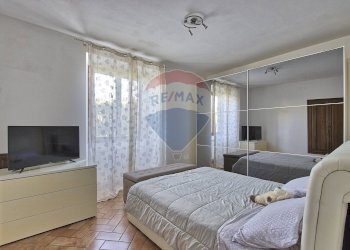 Camera / camera da letto - Casa semi indipendente Terranuova Bracciolini - foto 13