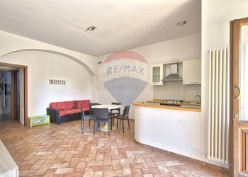 Sala da pranzo - Casa semi indipendente Terranuova Bracciolini - foto 2