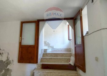 Scale - Casa indipendente Via dei Mille
 
20, Lungro - foto 10