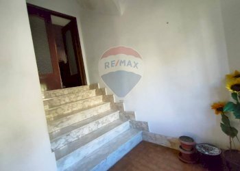 Scale - Casa indipendente Via dei Mille
 
20, Lungro - foto 13