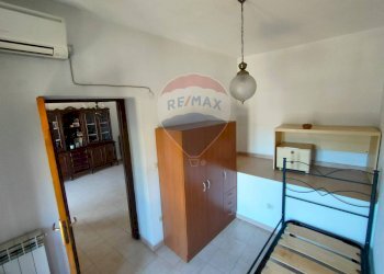 Camera / camera da letto - Casa indipendente Via dei Mille
 
20, Lungro - foto 25