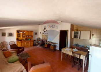Sala da pranzo - Casa indipendente Via dei Mille
 
20, Lungro - foto 39