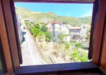 Vista dell\'acqua - Casa indipendente Via dei Mille
 
20, Lungro - foto 45