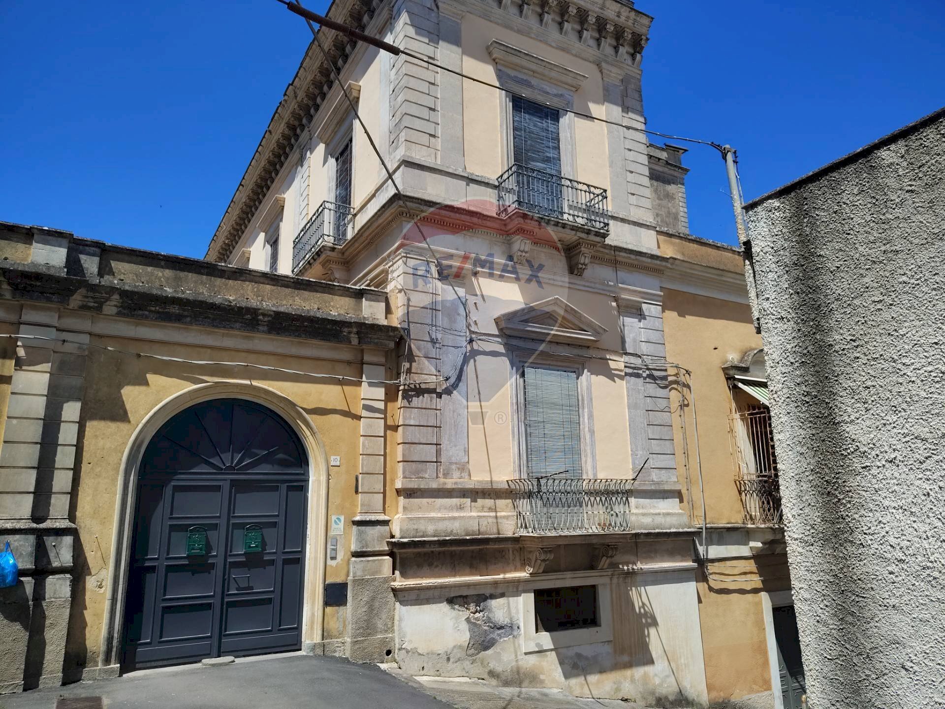 Edificio all\'aperto - Casa semi indipendente Via Arimondi
 
10, Lentini - foto 2