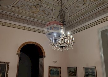 Dettagli - Casa semi indipendente Via Arimondi
 
10, Lentini - foto 16