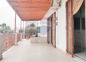 Terrazza - Villa Macchia (Monte Sant'Angelo) - Via del Comitato
 
19, Monte Sant'Angelo - foto 13