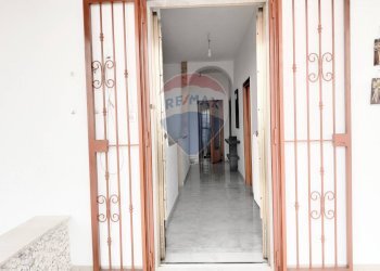 Hall / corridoio - Villa Macchia (Monte Sant'Angelo) - Via del Comitato
 
19, Monte Sant'Angelo - foto 17