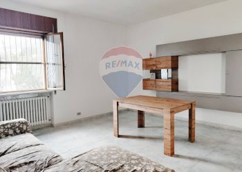 Soggiorno - Villa Macchia (Monte Sant'Angelo) - Via del Comitato
 
19, Monte Sant'Angelo - foto 24