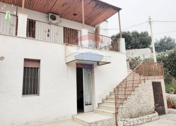 Casa all\'aperto - Villa Macchia (Monte Sant'Angelo) - Via del Comitato
 
19, Monte Sant'Angelo - foto 45