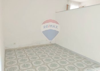 Stanza vuota - Villa Macchia (Monte Sant'Angelo) - Via del Comitato
 
19, Monte Sant'Angelo - foto 51