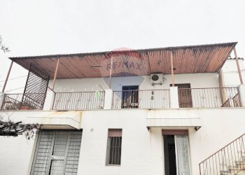 Casa all\'aperto - Villa Macchia (Monte Sant'Angelo) - Via del Comitato
 
19, Monte Sant'Angelo - foto 57